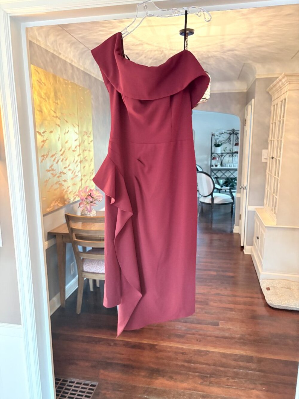 NWT Betsy & Adam Scuba Crepe Off-The-Shoulder Ruffle Dress in Burgundy. Size 12